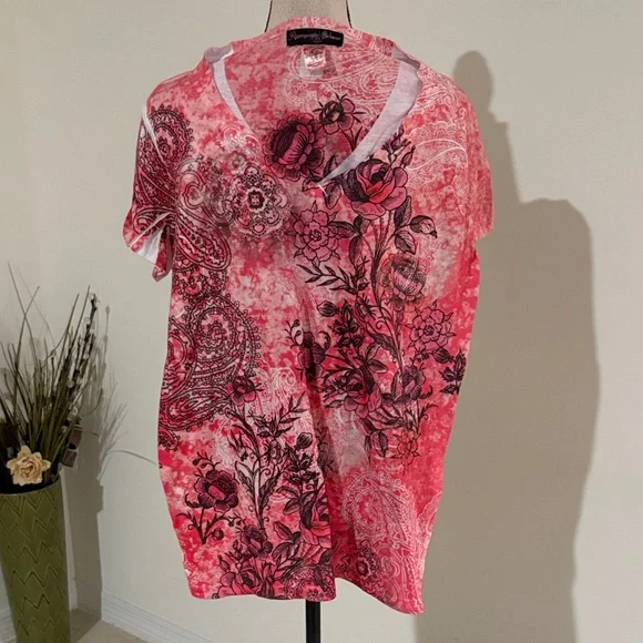 Paisley tie dye XL shirt v neck appropriate behavior 570 - Picture 2 of 6